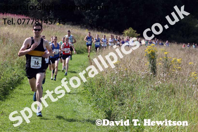 Senior mens relay, Sunderland Harriers Cross Country, Farrington, Sunderland. Photo: David T. Hewitson/Sports for All Pics